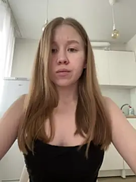 Eva Weyne online show from 02.13.26