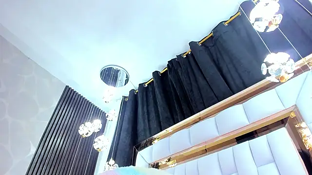 SarayRoyse online show from 03.06.25