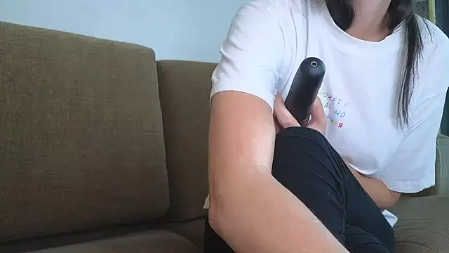 Mr-and-Mrs-Smith online show from 10.10.25