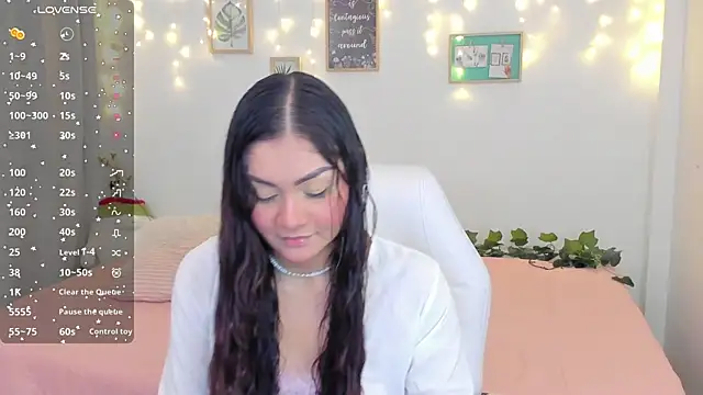 cute baby5 online show from 12.21.24