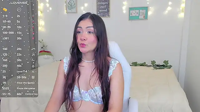 cute baby5 online show from 12.25.24