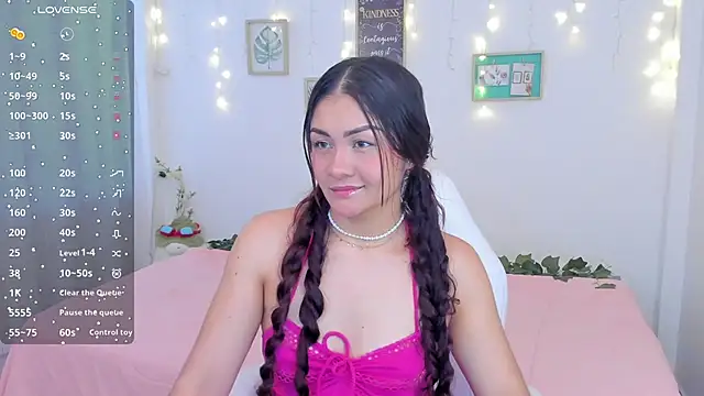 cute baby5 online show from 01.31.25