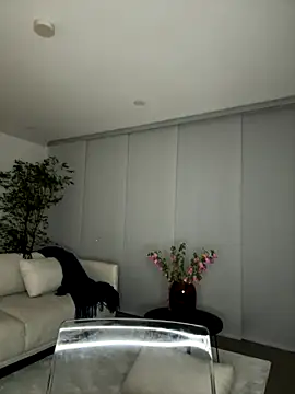 Snapshot of Brunettexio chatting on 09.27.25 Brunettexio online show from 09.27.25