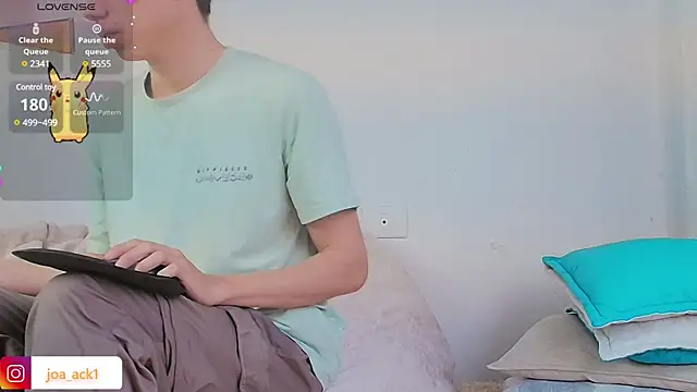 Levii Ackermann online show from 02.25.25