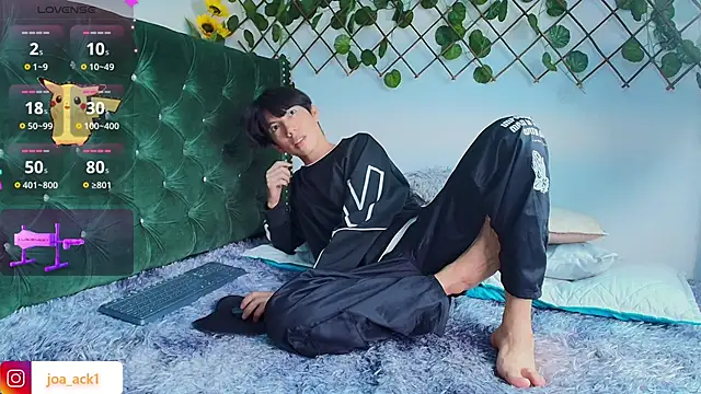 Levii Ackermann online show from 03.16.25