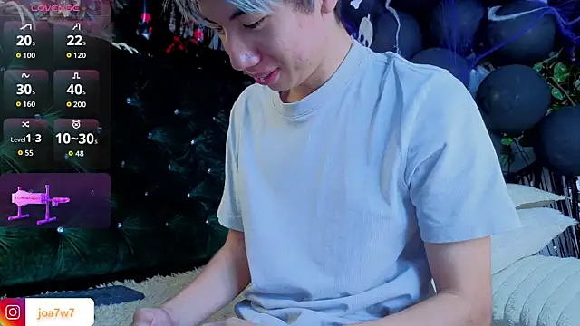 Levii Ackermann online show from 10.29.25