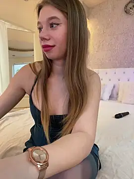 Bella Suns online show from 01.19.25