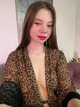 Bella Suns online show from 02.06.25