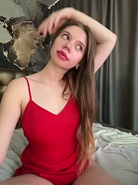Bella Suns online show from 03.04.25