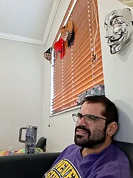 Zander823 online show from 02.26.26