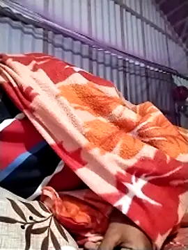 Snapshot of ErRakesh1 chatting on 11.28.25 ErRakesh1 online show from 11.28.25