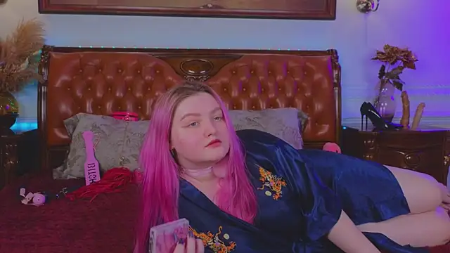 Unholy Lady online show from 02.07.25