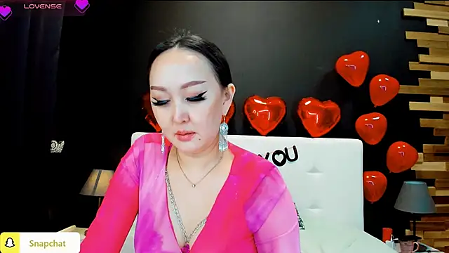 Snapshot of Julianna_Jami chatting on 02.22.25 Julianna Jami online show from 02.22.25