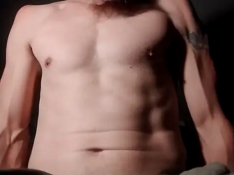 Snapshot of rockpimp chatting on 10.13.25 rockpimp online show from 10.13.25