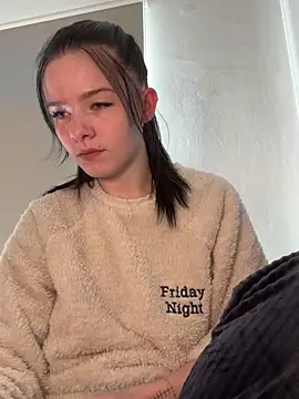 RoxiBlack online show from 12.15.25