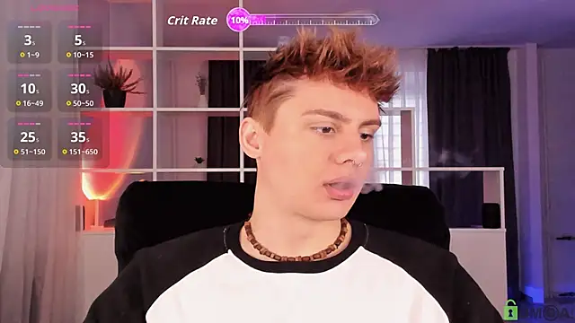 Snapshot of sunnyburn_boy chatting on 10.03.25 sunnyburn boy online show from 10.03.25