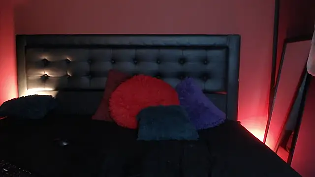  Tattoo Couple online show from 02.27.25