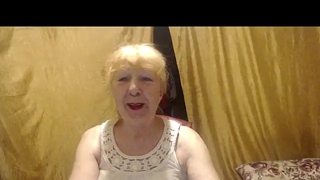 Snapshot of _Estelitta_5 chatting on 09.27.25 Estelitta 5 online show from 09.27.25