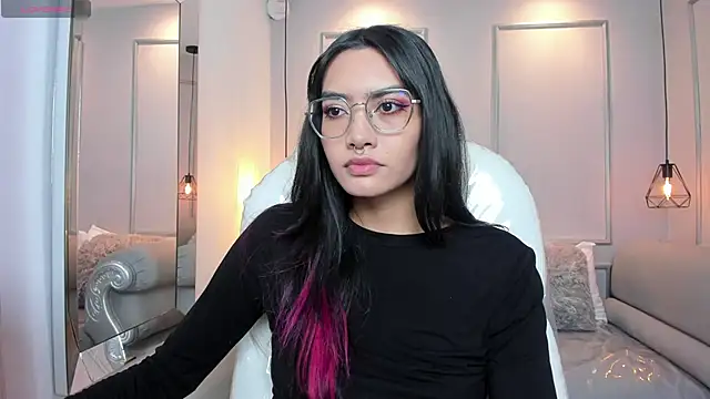 AzuraKindong online show from 11.06.25