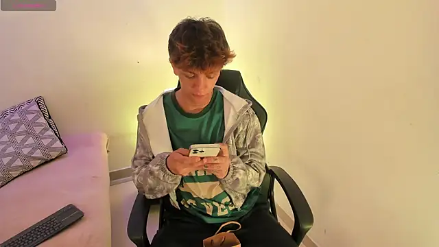 Tomy Rox online show from 09.28.25