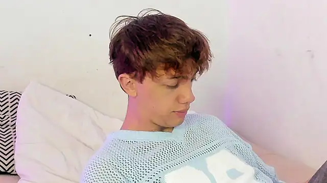 Tomy Rox online show from 10.22.25