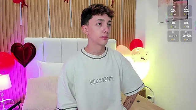 Snapshot of Tomy_Rox chatting on 02.13.26 Tomy Rox online show from 02.13.26