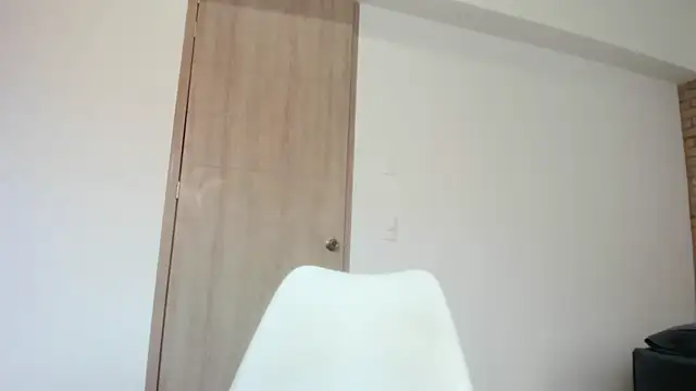 Snapshot of Vera_Fernandez chatting on 05.19.26 Vera Fernandez online show from 05.19.26