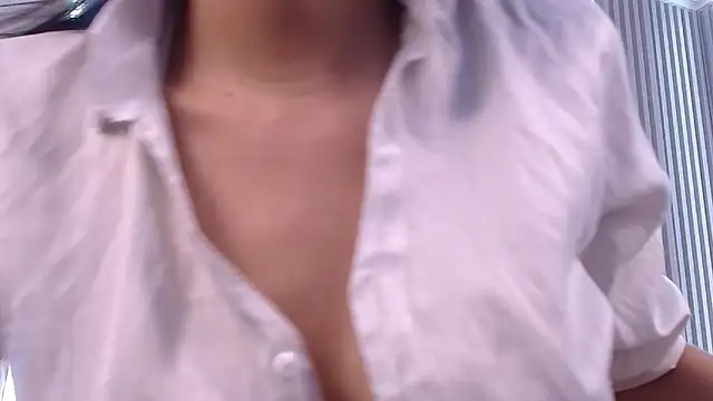 AnyaFloyd69 online show from 09.19.25