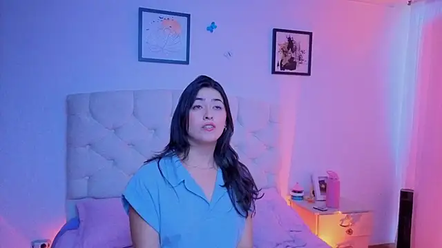 ChanellGV online show from 10.17.25