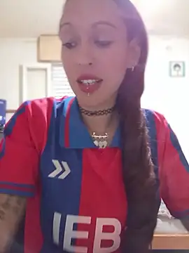 Snapshot of Zorrita_Fox chatting on 03.20.26 Zorrita Fox online show from 03.20.26