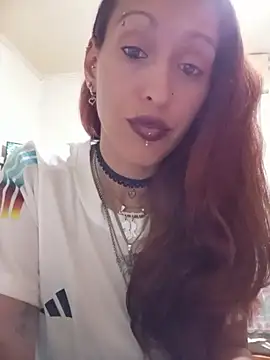 Snapshot of Zorrita_Fox chatting on 04.10.26 Zorrita Fox online show from 04.10.26