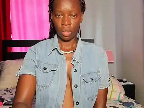 Snapshot of afro_pop chatting on 03.19.25 afro pop online show from 03.19.25