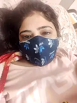 Snapshot of Husnpari20 chatting on 12.02.24 Husnpari20 online show from 12.02.24