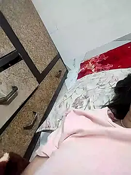 Snapshot of Husnpari20 chatting on 12.15.24 Husnpari20 online show from 12.15.24