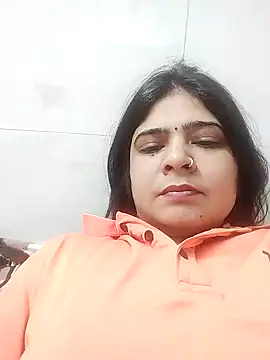 Snapshot of Husnpari20 chatting on 02.02.25 Husnpari20 online show from 02.02.25