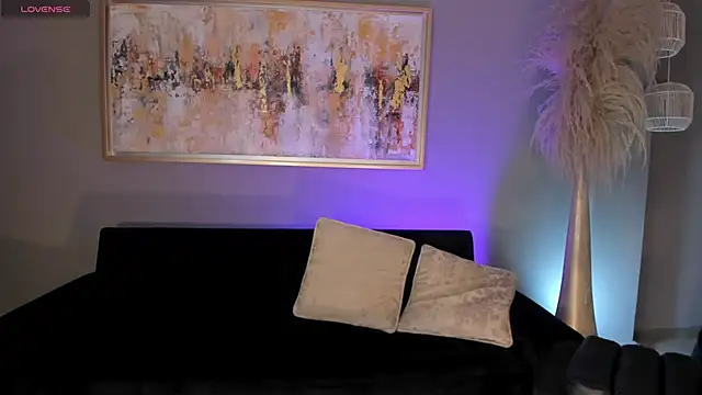 sarawinstone online show from 03.15.25