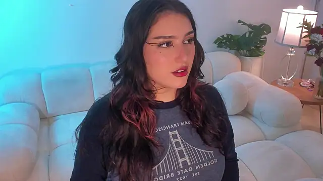 freya bella  online show from 03.13.25