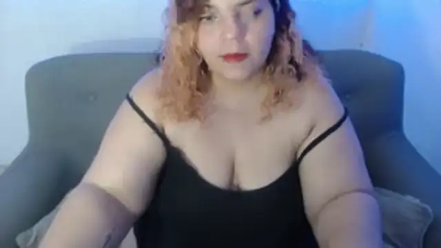 Snapshot of pamelavillaloboss chatting on 11.25.25 pamelavillaloboss online show from 11.25.25