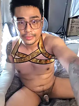 Snapshot of Asianhif chatting on 02.15.26 Asianhif online show from 02.15.26