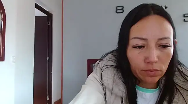 Laura martin  online show from 01.24.25