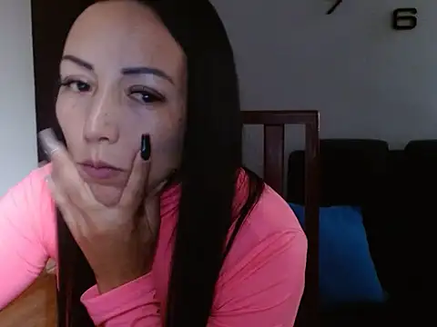 Laura martin  online show from 01.25.25