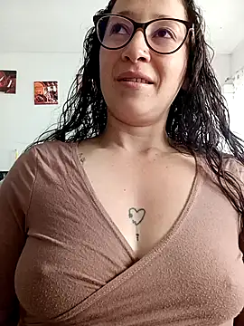 emilypoppy3 online show from 03.07.26