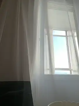 Snapshot of NewLale chatting on 10.25.25 NewLale online show from 10.25.25