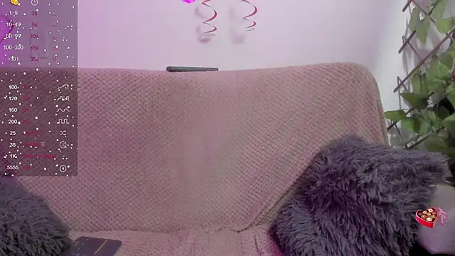 Snapshot of Murieel_69 chatting on 03.05.25 Murieel 69 online show from 03.05.25