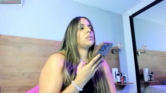 DeboraEvans online show from 02.05.26