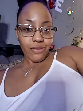 samone9 online show from 02.19.25