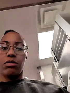 samone9 online show from 02.22.26