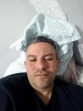 Snapshot of antonioM84 chatting on 01.19.25 antonioM84 online show from 01.19.25