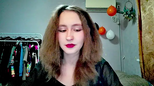 JoannaTompson online show from 11.19.25