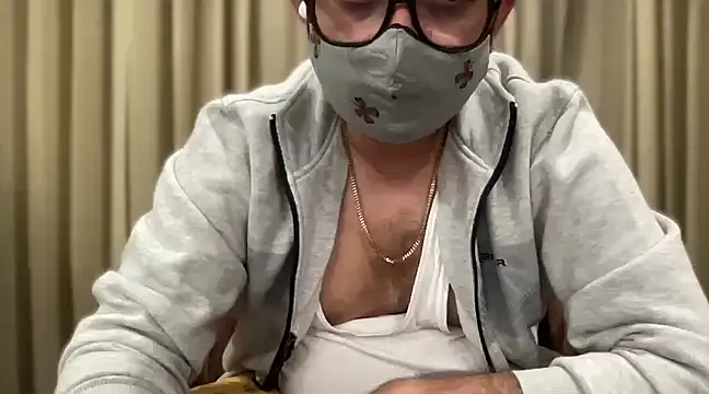 slavekinky001 online show from 12.20.24